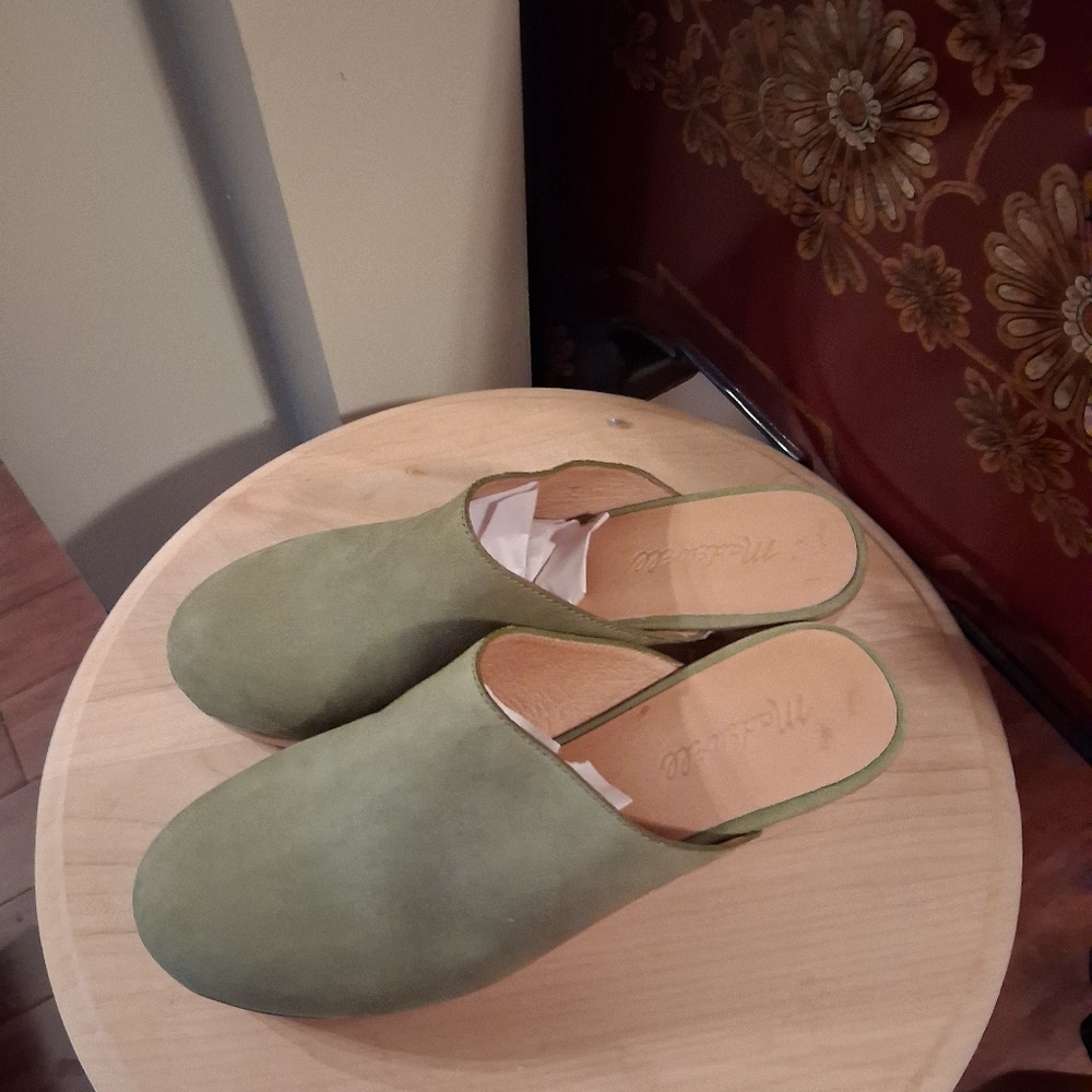 Madewell Green Mules Stylish Clogs